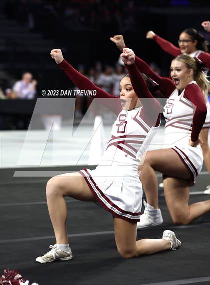 Thumbnail 2 in VHSL State Cheer Competition (Class 2) photogallery.