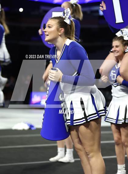 Thumbnail 3 in VHSL State Cheer Competition (Class 2) photogallery.