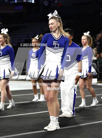 Thumbnail 2 in VHSL State Cheer Competition (Class 2) photogallery.