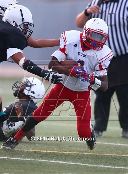 Thumbnail 1 in JV: Beyer photogallery.