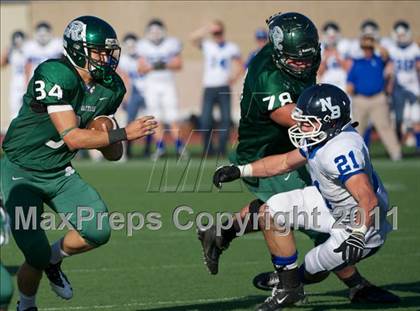 Thumbnail 3 in Reagan vs. New Braunfels (5A Bi-District Playoff) photogallery.