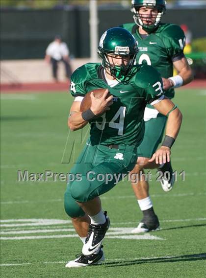 Thumbnail 1 in Reagan vs. New Braunfels (5A Bi-District Playoff) photogallery.