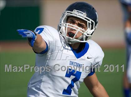 Thumbnail 2 in Reagan vs. New Braunfels (5A Bi-District Playoff) photogallery.