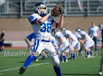 Thumbnail 1 in Reagan vs. New Braunfels (5A Bi-District Playoff) photogallery.