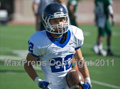 Thumbnail 3 in Reagan vs. New Braunfels (5A Bi-District Playoff) photogallery.