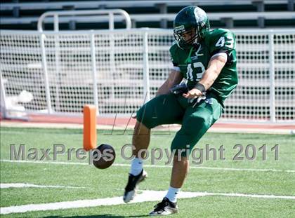 Thumbnail 1 in Reagan vs. New Braunfels (5A Bi-District Playoff) photogallery.