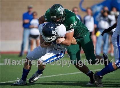 Thumbnail 1 in Reagan vs. New Braunfels (5A Bi-District Playoff) photogallery.