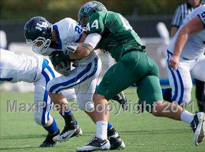 Thumbnail 2 in Reagan vs. New Braunfels (5A Bi-District Playoff) photogallery.