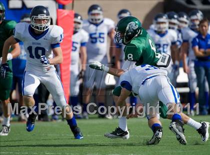 Thumbnail 3 in Reagan vs. New Braunfels (5A Bi-District Playoff) photogallery.