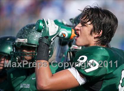 Thumbnail 3 in Reagan vs. New Braunfels (5A Bi-District Playoff) photogallery.