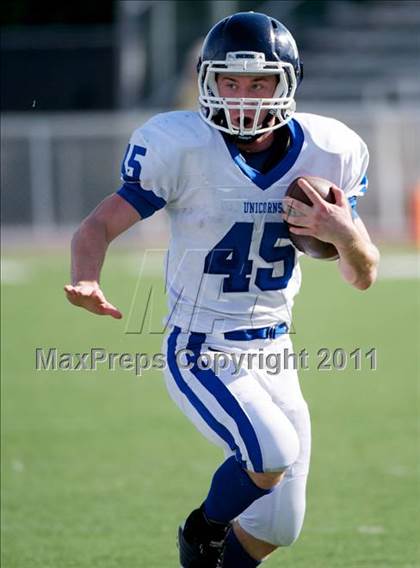 Thumbnail 2 in Reagan vs. New Braunfels (5A Bi-District Playoff) photogallery.
