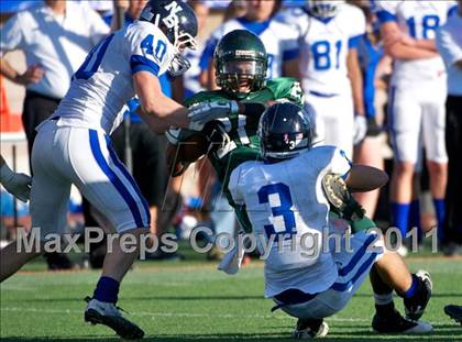 Thumbnail 1 in Reagan vs. New Braunfels (5A Bi-District Playoff) photogallery.