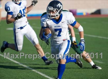 Thumbnail 1 in Reagan vs. New Braunfels (5A Bi-District Playoff) photogallery.