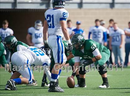 Thumbnail 2 in Reagan vs. New Braunfels (5A Bi-District Playoff) photogallery.