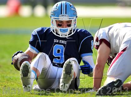 Thumbnail 2 in Corona del Mar vs. Sacred Heart Prep (CIF State D3 Final) photogallery.