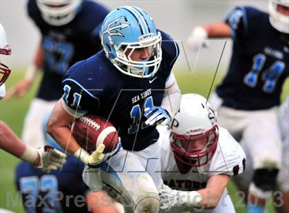 Thumbnail 2 in Corona del Mar vs. Sacred Heart Prep (CIF State D3 Final) photogallery.