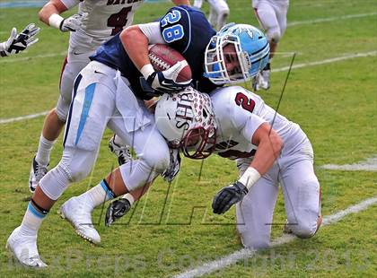 Thumbnail 1 in Corona del Mar vs. Sacred Heart Prep (CIF State D3 Final) photogallery.