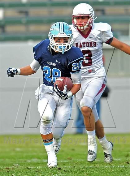 Thumbnail 1 in Corona del Mar vs. Sacred Heart Prep (CIF State D3 Final) photogallery.