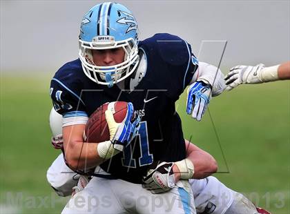 Thumbnail 1 in Corona del Mar vs. Sacred Heart Prep (CIF State D3 Final) photogallery.