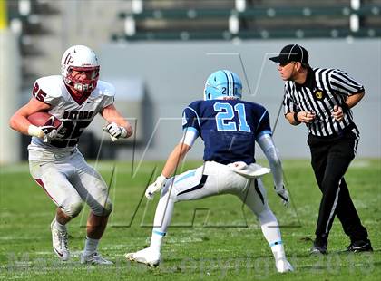 Thumbnail 3 in Corona del Mar vs. Sacred Heart Prep (CIF State D3 Final) photogallery.
