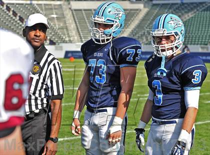 Thumbnail 3 in Corona del Mar vs. Sacred Heart Prep (CIF State D3 Final) photogallery.