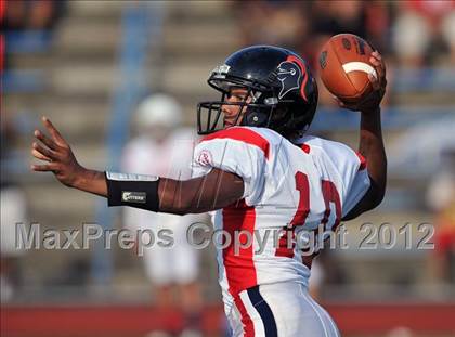 Thumbnail 2 in Fairfield County vs New Haven County (CT Hall of Fame Classic)  photogallery.