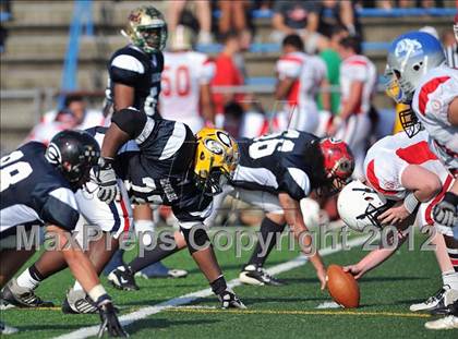 Thumbnail 3 in Fairfield County vs New Haven County (CT Hall of Fame Classic)  photogallery.