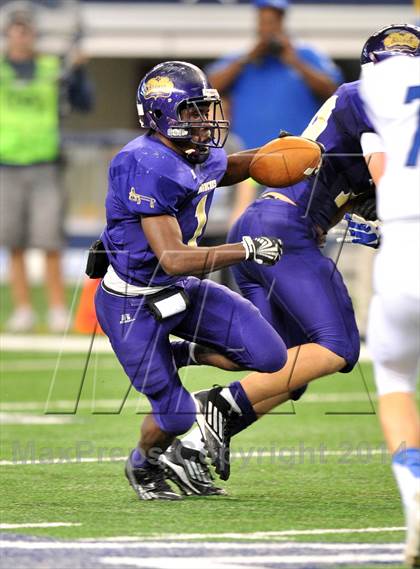 Thumbnail 3 in Shiner vs. Stamford (UIL 1A Division 1 Final)  photogallery.