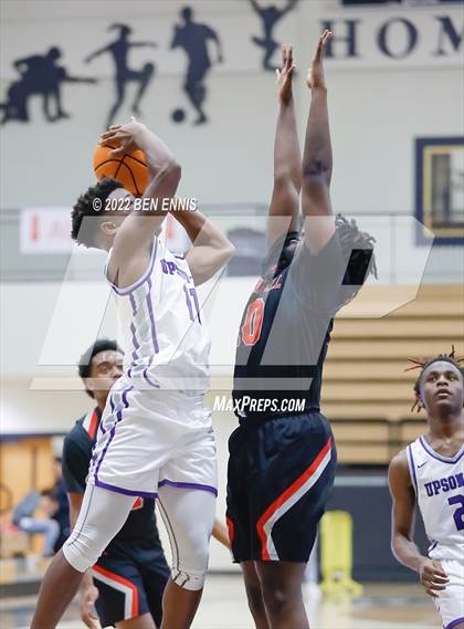 Thumbnail 1 in Upson-Lee vs Therrell (Lemon Street Classic) photogallery.