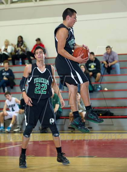 Thumbnail 3 in Garces vs. Tehachapi photogallery.