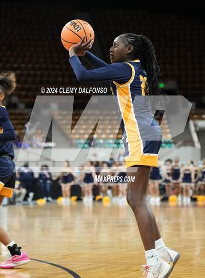 Thumbnail 3 in Northfield vs Air Academy (CHSAA 5A Final 4) photogallery.
