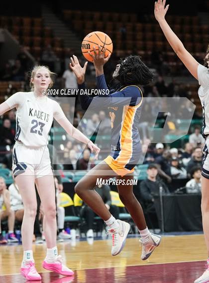 Thumbnail 3 in Northfield vs Air Academy (CHSAA 5A Final 4) photogallery.