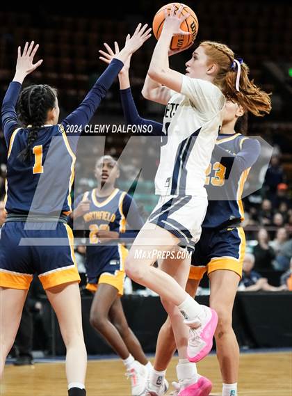 Thumbnail 3 in Northfield vs Air Academy (CHSAA 5A Final 4) photogallery.