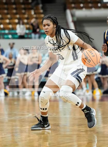 Thumbnail 2 in Northfield vs Air Academy (CHSAA 5A Final 4) photogallery.
