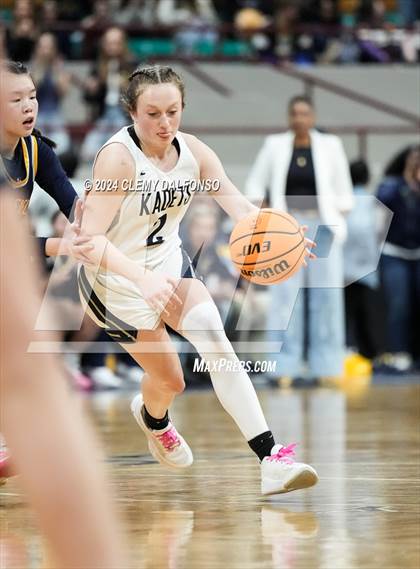 Thumbnail 2 in Northfield vs Air Academy (CHSAA 5A Final 4) photogallery.