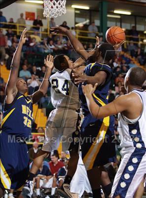 Thumbnail 3 in Niagara Falls vs Baldwin (NYSPHSAA Class AA Semifinals) photogallery.