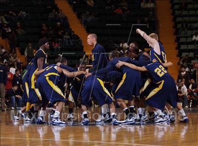 Thumbnail 3 in Niagara Falls vs Baldwin (NYSPHSAA Class AA Semifinals) photogallery.