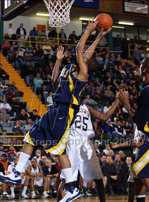 Thumbnail 3 in Niagara Falls vs Baldwin (NYSPHSAA Class AA Semifinals) photogallery.