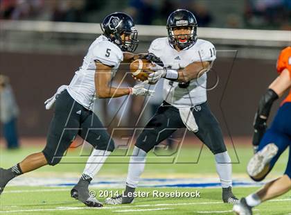Thumbnail 2 in Steele vs. Brandeis (UIL 6A D2 Quarterfinal) photogallery.