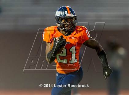 Thumbnail 1 in Steele vs. Brandeis (UIL 6A D2 Quarterfinal) photogallery.