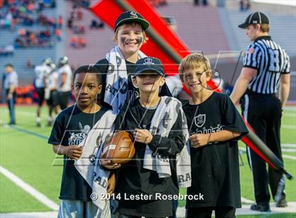 Thumbnail 3 in Steele vs. Brandeis (UIL 6A D2 Quarterfinal) photogallery.