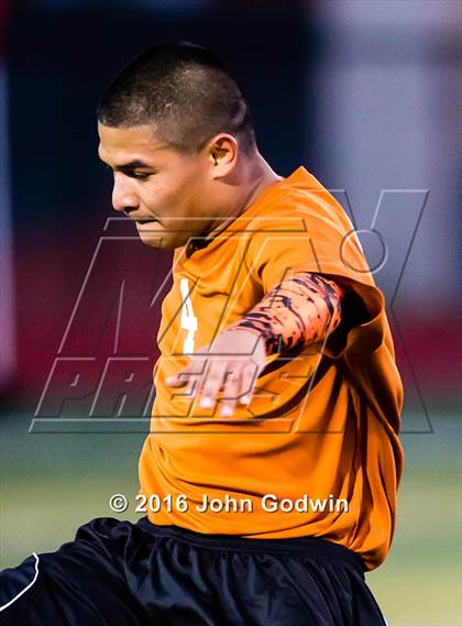 Thumbnail 2 in Alvin JV Black vs Alvin JV White photogallery.