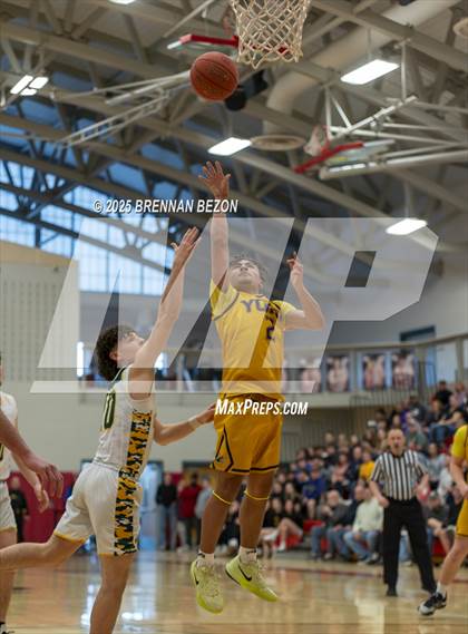 Thumbnail 2 in Alexander vs. York photogallery.