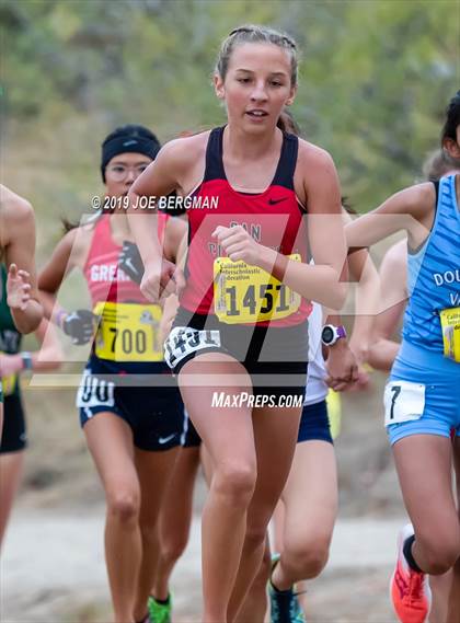 Thumbnail 2 in CIF State Cross Country Championships (Girls D1 Race) photogallery.