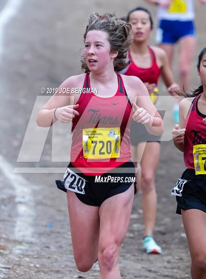 Thumbnail 3 in CIF State Cross Country Championships (Girls D1 Race) photogallery.