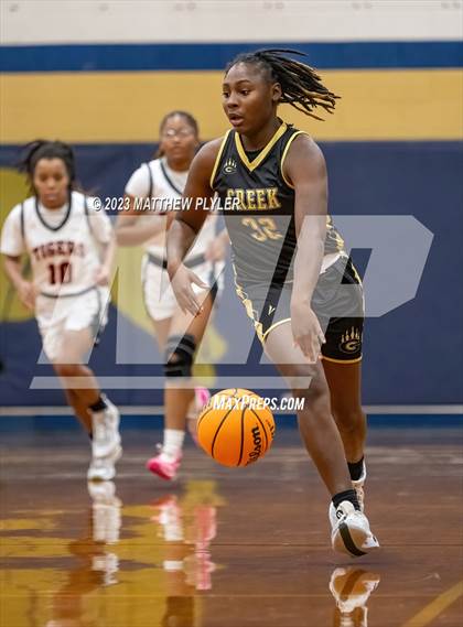 Thumbnail 1 in Gray's Creek vs South View (2023 Cumberland County Schools Holiday Classic Tournament) photogallery.