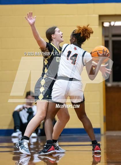 Thumbnail 1 in Gray's Creek vs South View (2023 Cumberland County Schools Holiday Classic Tournament) photogallery.