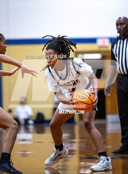 Thumbnail 3 in Gray's Creek vs South View (2023 Cumberland County Schools Holiday Classic Tournament) photogallery.