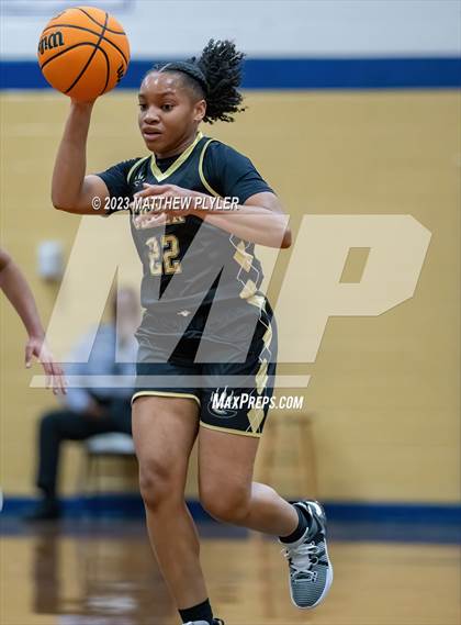 Thumbnail 2 in Gray's Creek vs South View (2023 Cumberland County Schools Holiday Classic Tournament) photogallery.