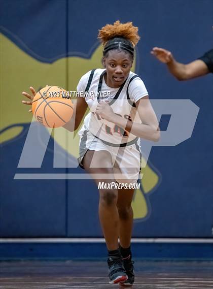 Thumbnail 2 in Gray's Creek vs South View (2023 Cumberland County Schools Holiday Classic Tournament) photogallery.